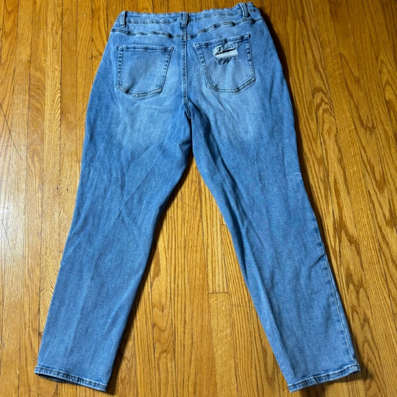 Size 18 (CAN) SKINNY JEANS - Picture 2 of 3